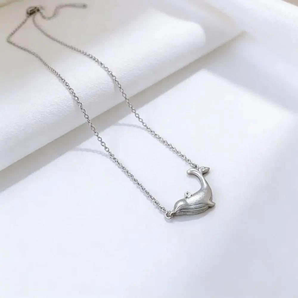 Fashion Elegant Whale Pendant Necklace Silver Copper Clavicle Chain Niche Light Luxury Zircon Pendant Daily