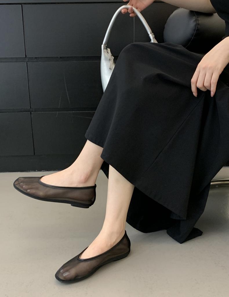 2025 summer new square head shallow mouth flat bottom mesh yarn breathable casual temperament one pedal lazy single shoes sandals women