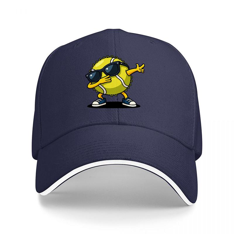 Coole Tennisball-Figur Baseballkappe mit Sonnenbrille und coolem Posen-Design für Sportfans und Modefans