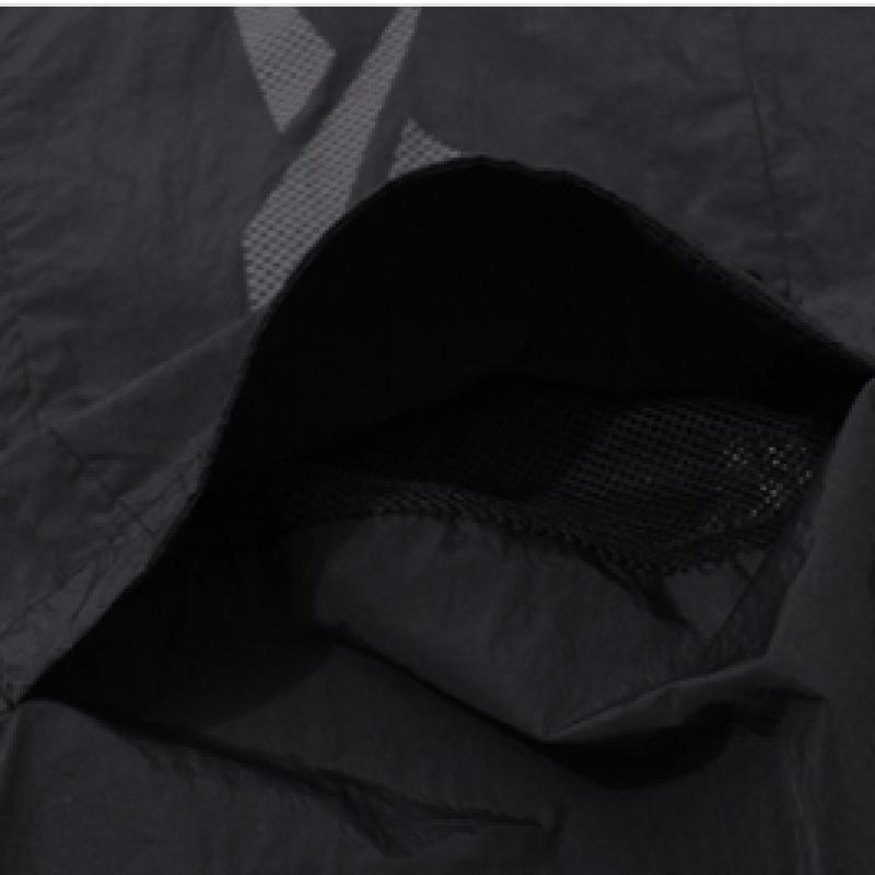 Reebok Women S Vector flaSh Crop Windbreaker