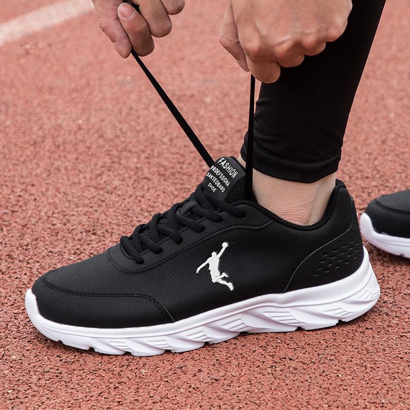 Popular youth sports running shoes male and female students non-slip versatile casual shoes winter velvet cotton men's shoes
