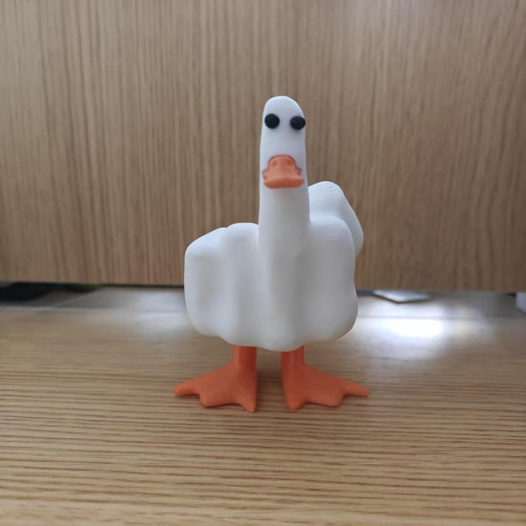 Creative Resin Middle Finger Duck Figurine – Unique Home & Garden Decor