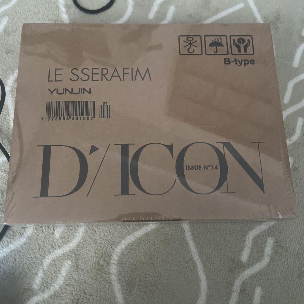 [USED] LE SSERAFIM Photobook Yunjin B Type