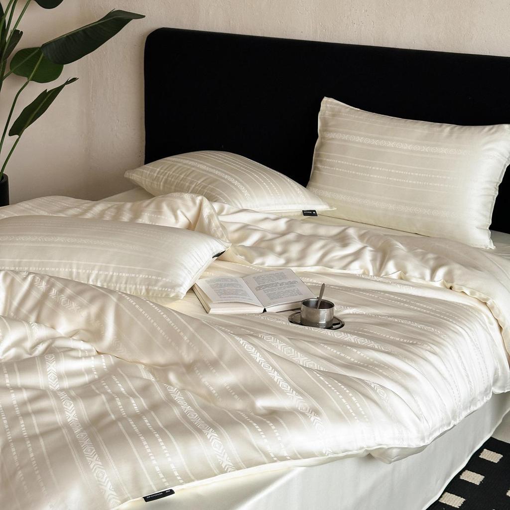 60s Tencel Jacquard 4-Piece Luxury Silk Fitted Bedding Set