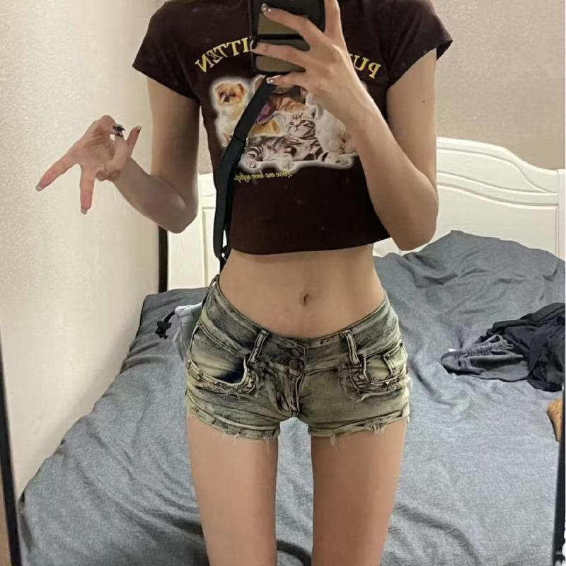 

2023 Summer Spicy Girl Orange Low-Waist Denim Shorts - Women s Slimming, Hip-Hugging Wide-Leg Hot Pants Large