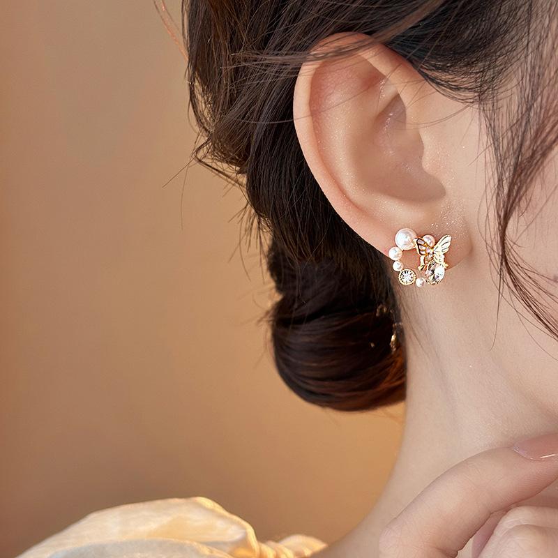 Zircon pearl butterfly round earrings women's Korean light luxury high-end stud earrings simple fashion versatile earrings