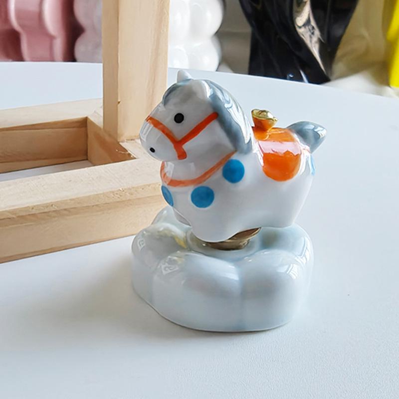 Jingdezhen-Style Ceramic Spinning Horse: Creative Desktop Ornament for Relaxation and Healing