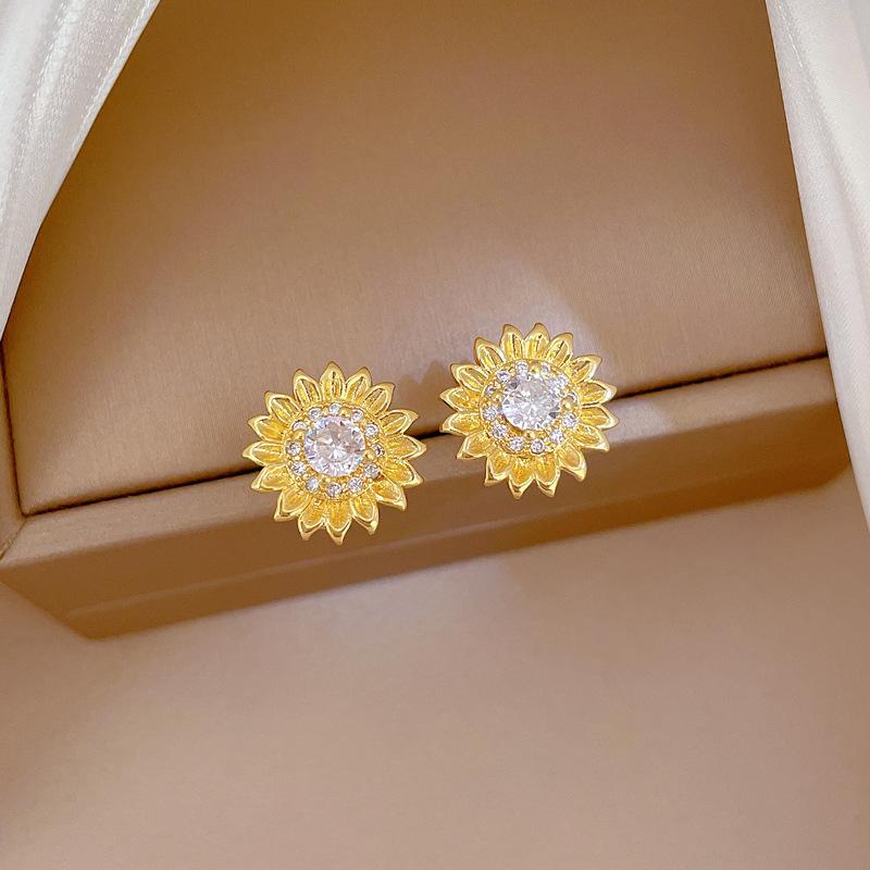 White Synthetic Zircon Flower Jewelry Sets Earrings Necklace for Women