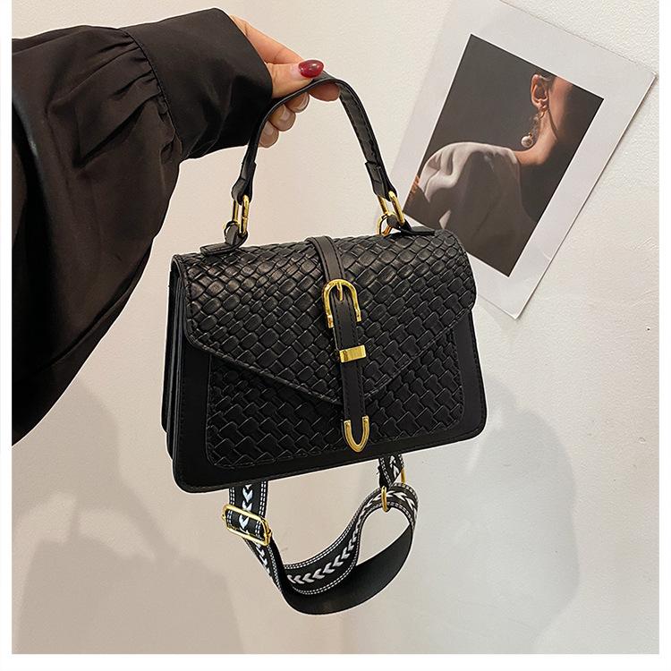 Textured Woven Faux Leather Shoulder Bag Fashionable Street Style Square Purse чёрный