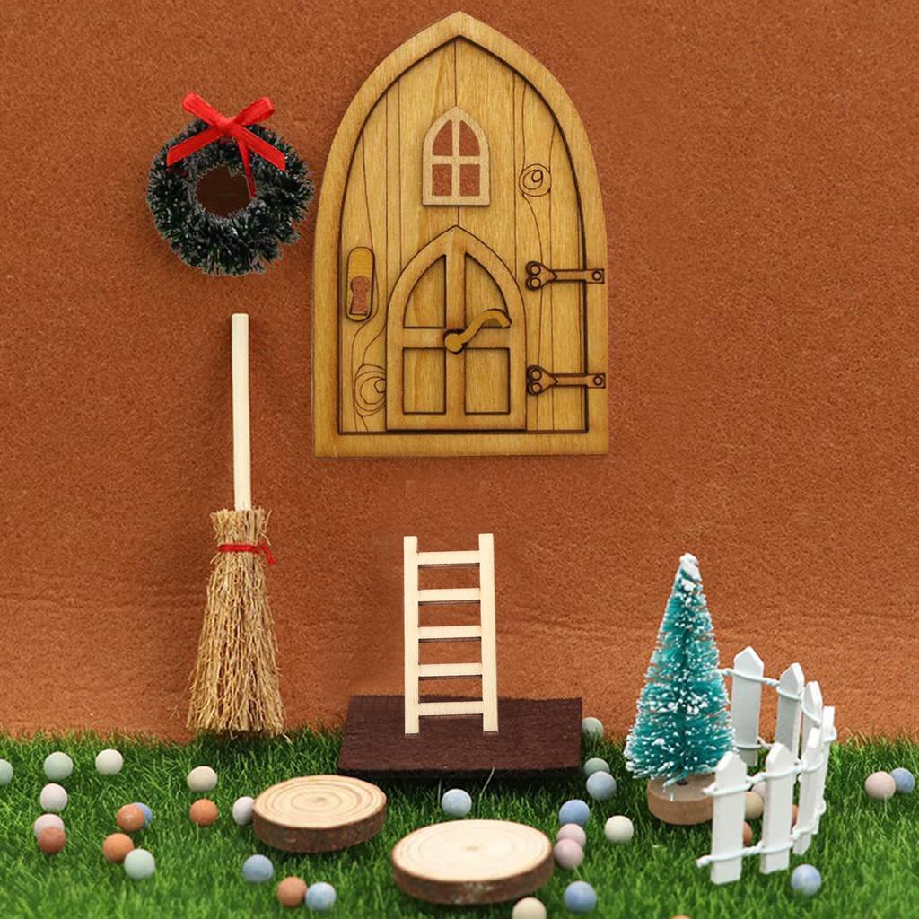 Dollhouse Christmas Decorations 1:12 Miniature Dollhouse Accessories Set Xmas Elf Fairy Door