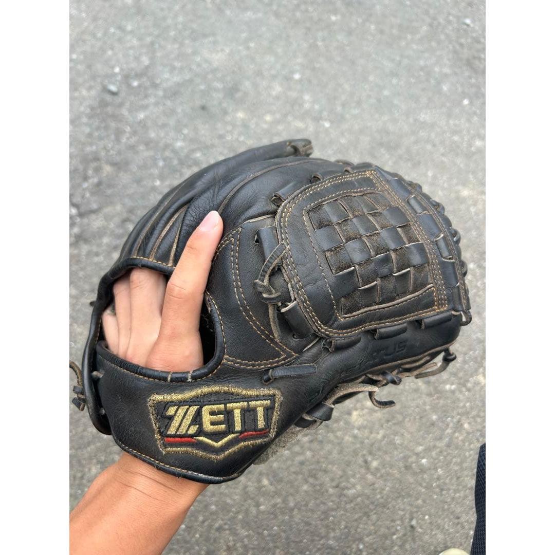 Used ZETT Hardball Gloves Black