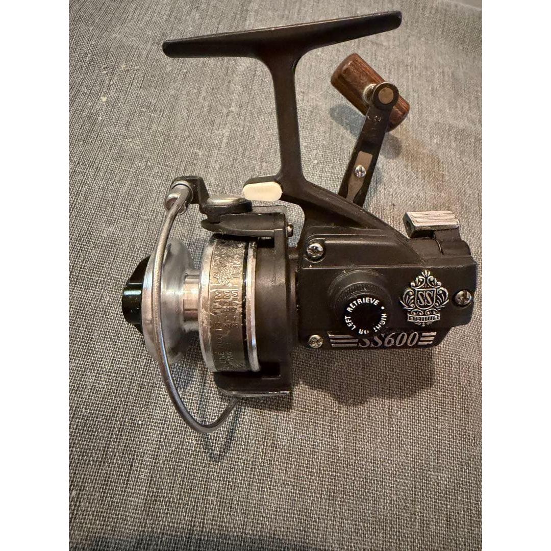 Used DAIWA Old Small Spinning Reel SS600 Daiwa Super Rare!