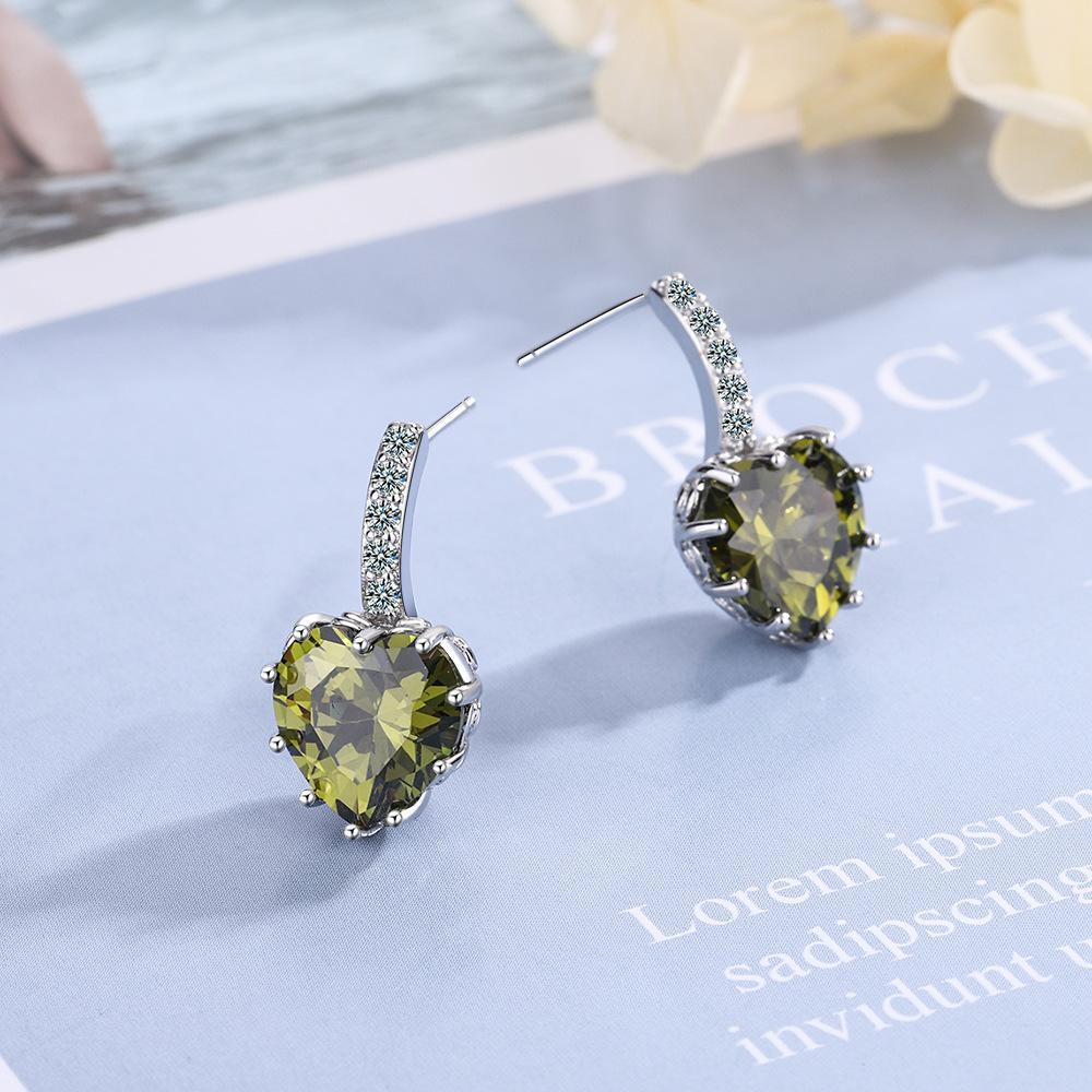 925 Sterling Silver Hot Heart AAA Zircon Stud Earrings For Women Exquisite Student Girlfriend Jewelry Accessories Wedding Party