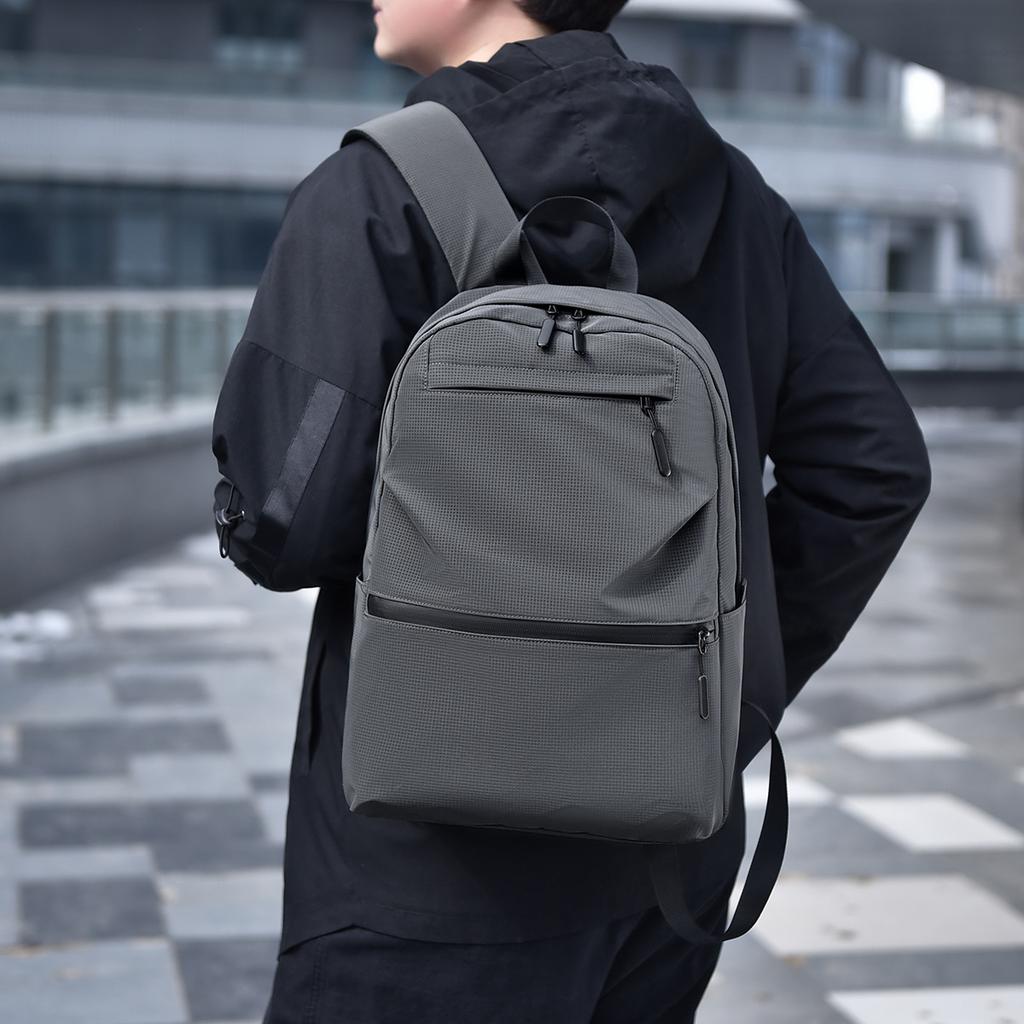 Men's Backpack, Lightweight, Fashionable, Casual, Large-capacity Business Computer Backpack