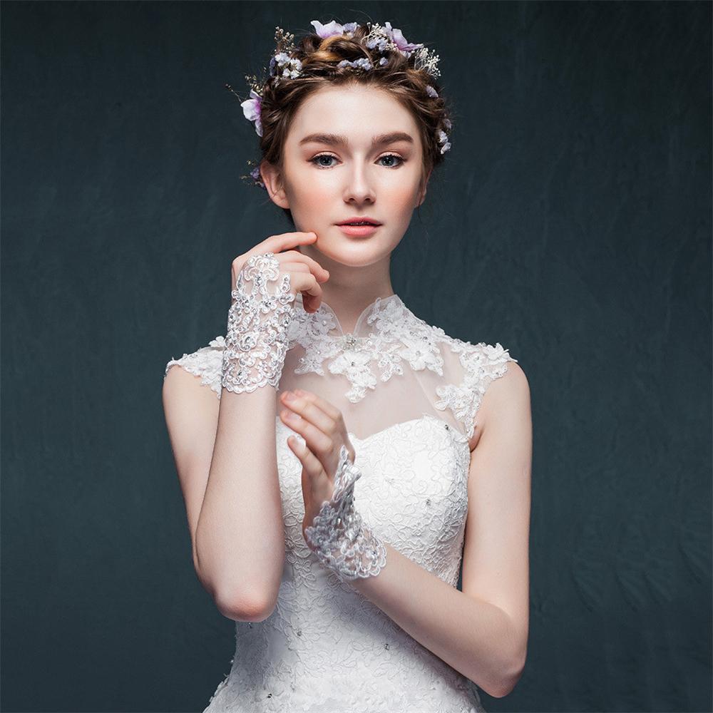 1 pair Women' Wedding Lace Gloves Bridal Fingerless Tulle Gloves Crystal Sequins Wrist Cuffs White Hook Finger Gloves
