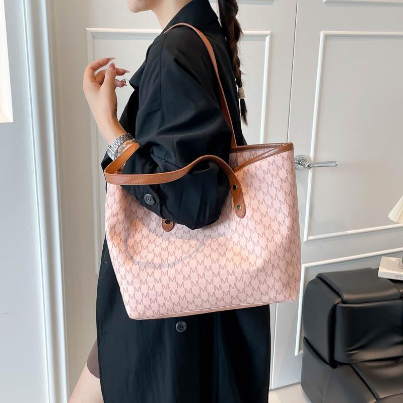 Large Capacity Bag Women's Commuter Personalized Tote Bag 2025 New Retro Printing Trend Shoulder Bag Texture Women's Bag