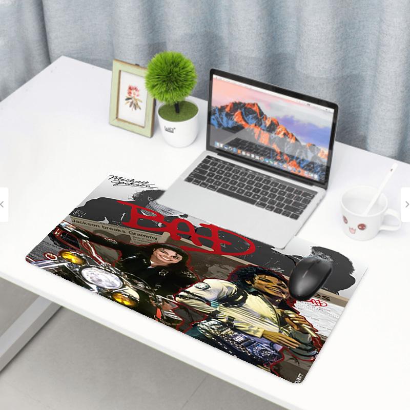 Alfombrilla de ratón con estampado de Michael Jackson, Alfombrilla antideslizante para teclado de escritorio, para PC Portátil Gaming Trabajo Uso Diario, Regalo Sorpresa Fresco para Festival