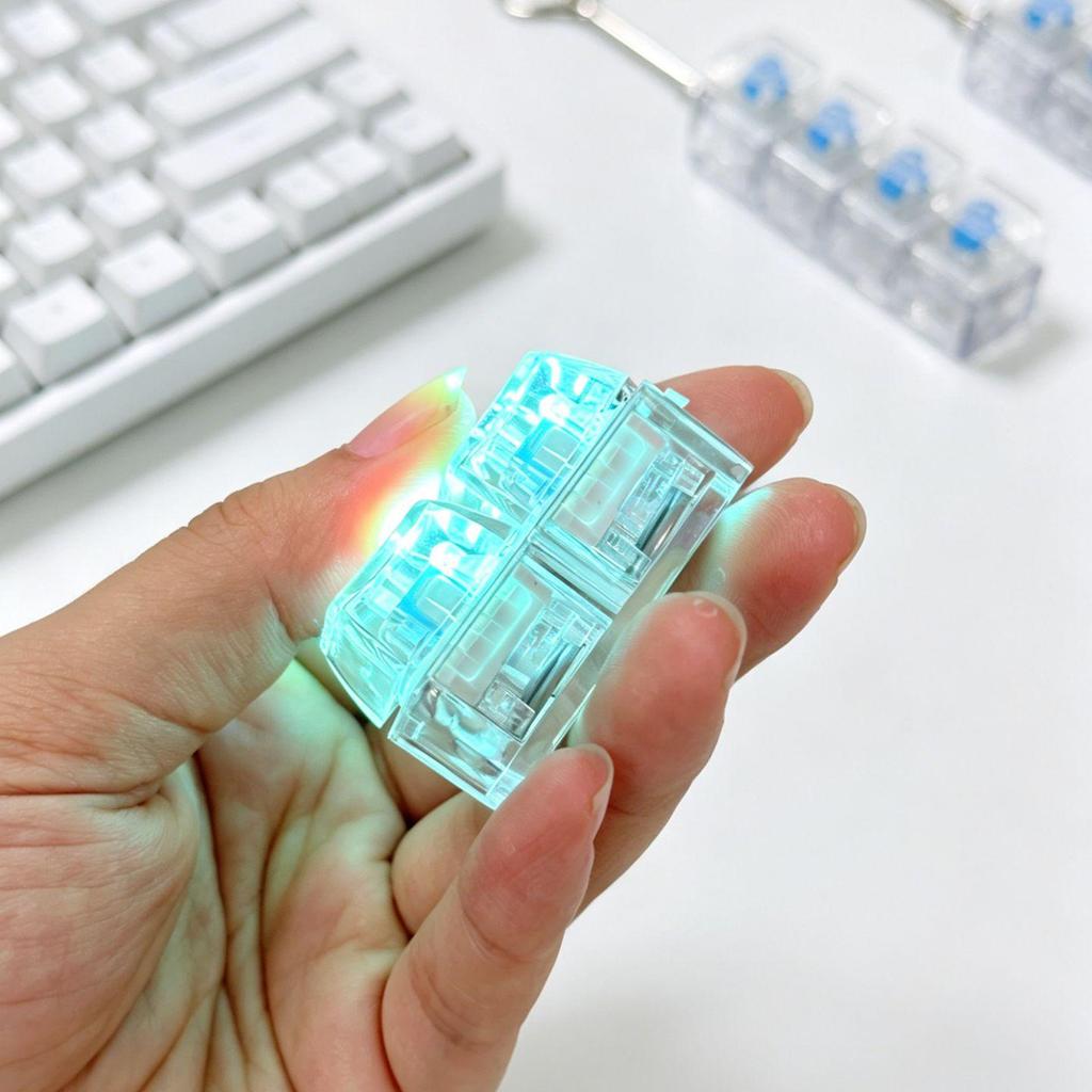PC3 High Transparency Keycap Keychain: Mechanical Keyboard Decompression Toy