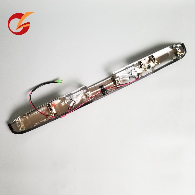 Utilisation pour Toyota Hiace Commuter Quantum modèle 2005-2018 Garniture de hayon Couvercle de poignée de porte arrière Chrome avec éclairage Lampe de plaque d'immatriculation