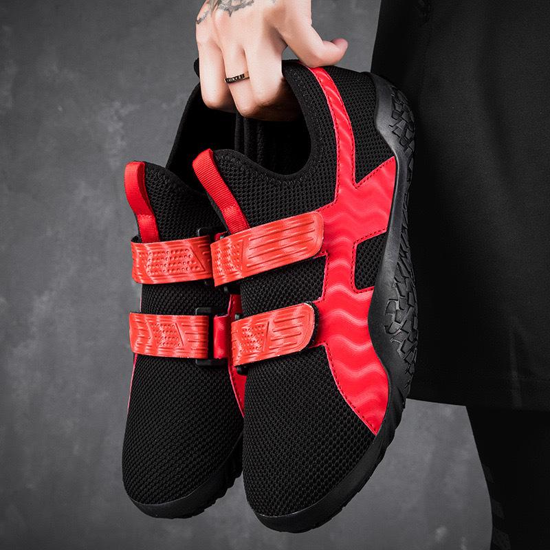 Hook Loop Barefoot Yoga Shoes Slip On Weight Lifting Shoes Men and Women Indoor Comprehensive Fitness Strength Training Shoes