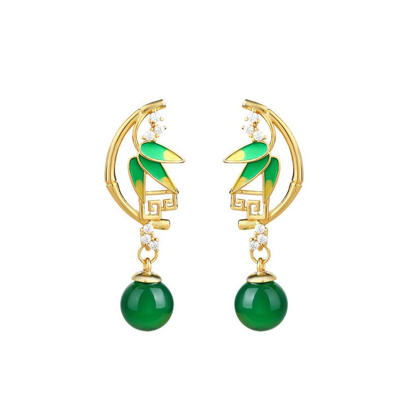 Squisiti Orecchini in Argento 925 con Foglia di Bambù Verde e Calcedonio: Stile Cinese Antico