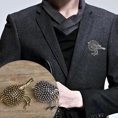 Simpatico uccellino vestito per banchetti, decorazione, strass, spilla da donna, spilla, regalo di Natale