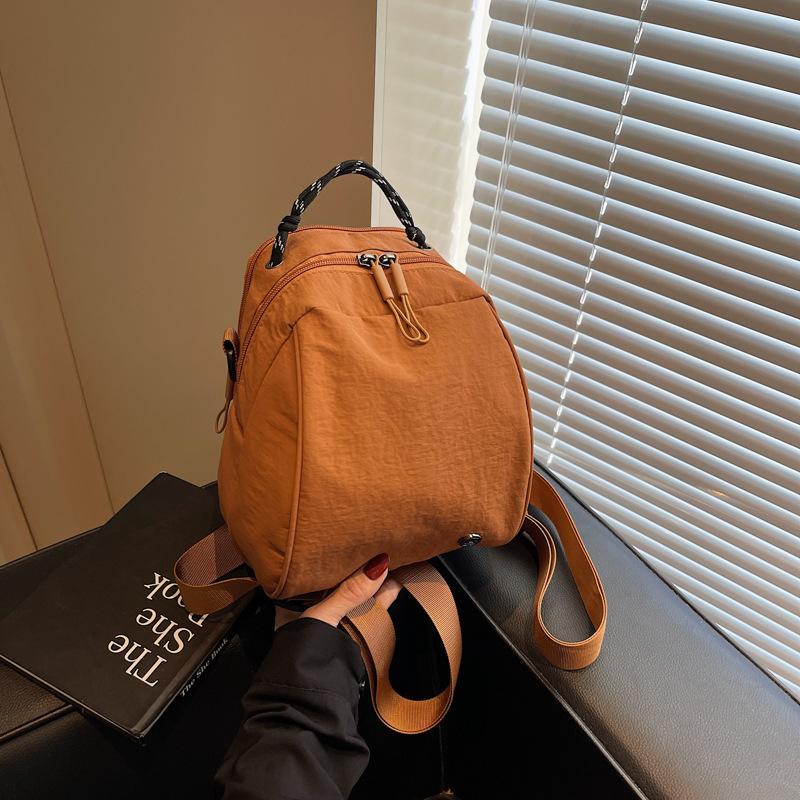 Waterproof Nylon Cloth Bag Women S Simple Portable Shoulder Commuter Bag Light Travel Backpack Messenger Bag коричневый