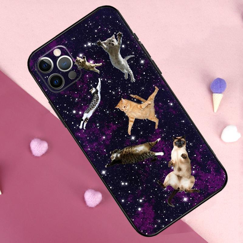 

Cat in Space Phone Case For iPhone 17 Pro Max 11 14 15 16 Pro Max Plus 13 12 Mini 16e 17 Air Back Cover iPhone 11Pro MAX