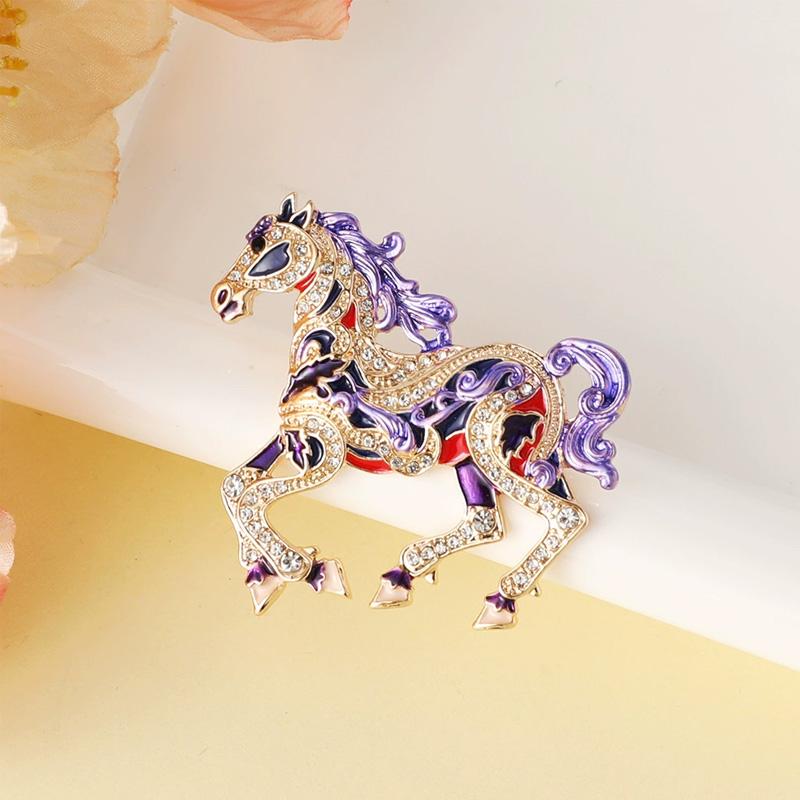 1Pc Animal Decoration Commemorative Gift Diamond Studded Fresh Zinc Alloy Sweet Pony Brooch