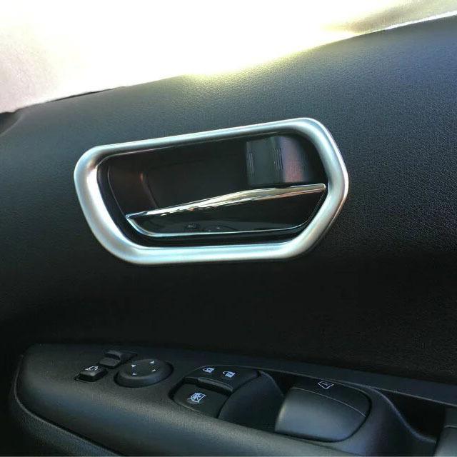 

Nissan Serena C27 Воздуховод, подстаканник и отделка салона 16-20