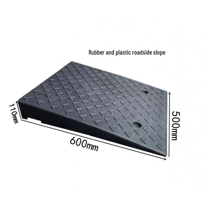 Rubber-Plastic Car Ramp: Slope Mat, Curb Edge, Uphill Climb, Triangle Speed Bump