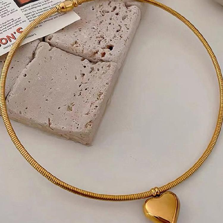 Minimalist Heart/Sphere Pendant Necklace Sophisticated Clavicle Chain Handmade Accessory for Casual Or Party Wear