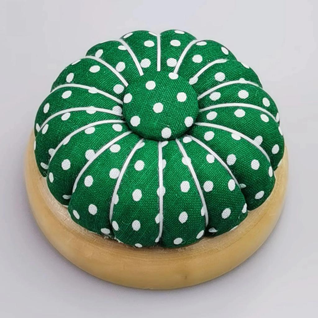 1pc Pumpkin Magnetic Needle Pin Cushion Holder Wooden Pincushions Pin Pumpkin Pincushions Needle Cushion DIY Crafts