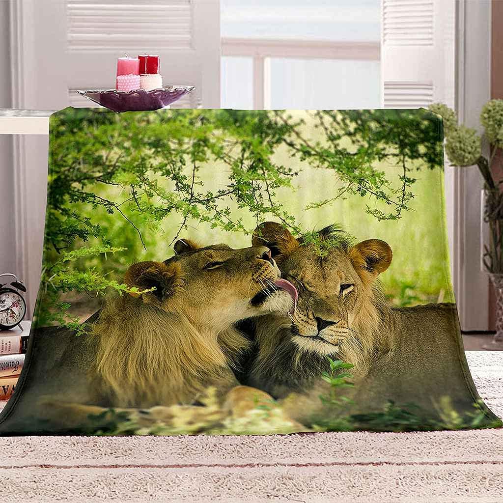 Lion Flannel Throw Blanket Wild Animals Pattern Blanket King Queen Size for Bed Sofa Couch Decor Super Soft Lightweight Gift