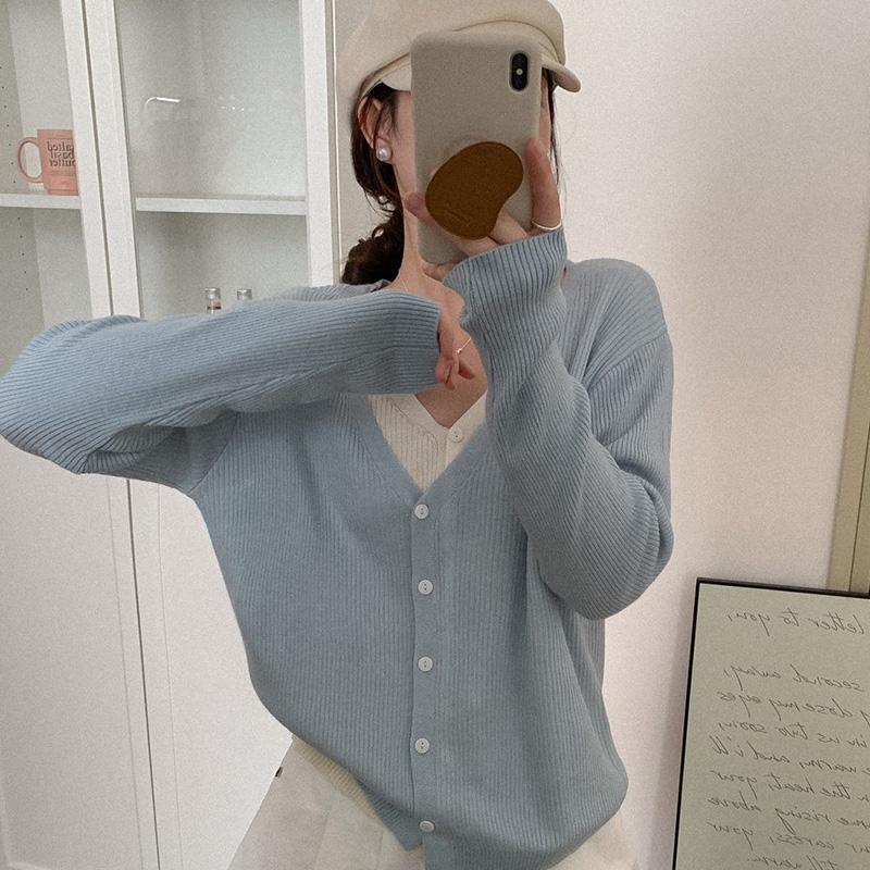 Dámský lehký kardigan z 50% vlny a 50% morušového hedvábí - všestranný úplet na 4 sezóny pro celoroční pohodlí a styl