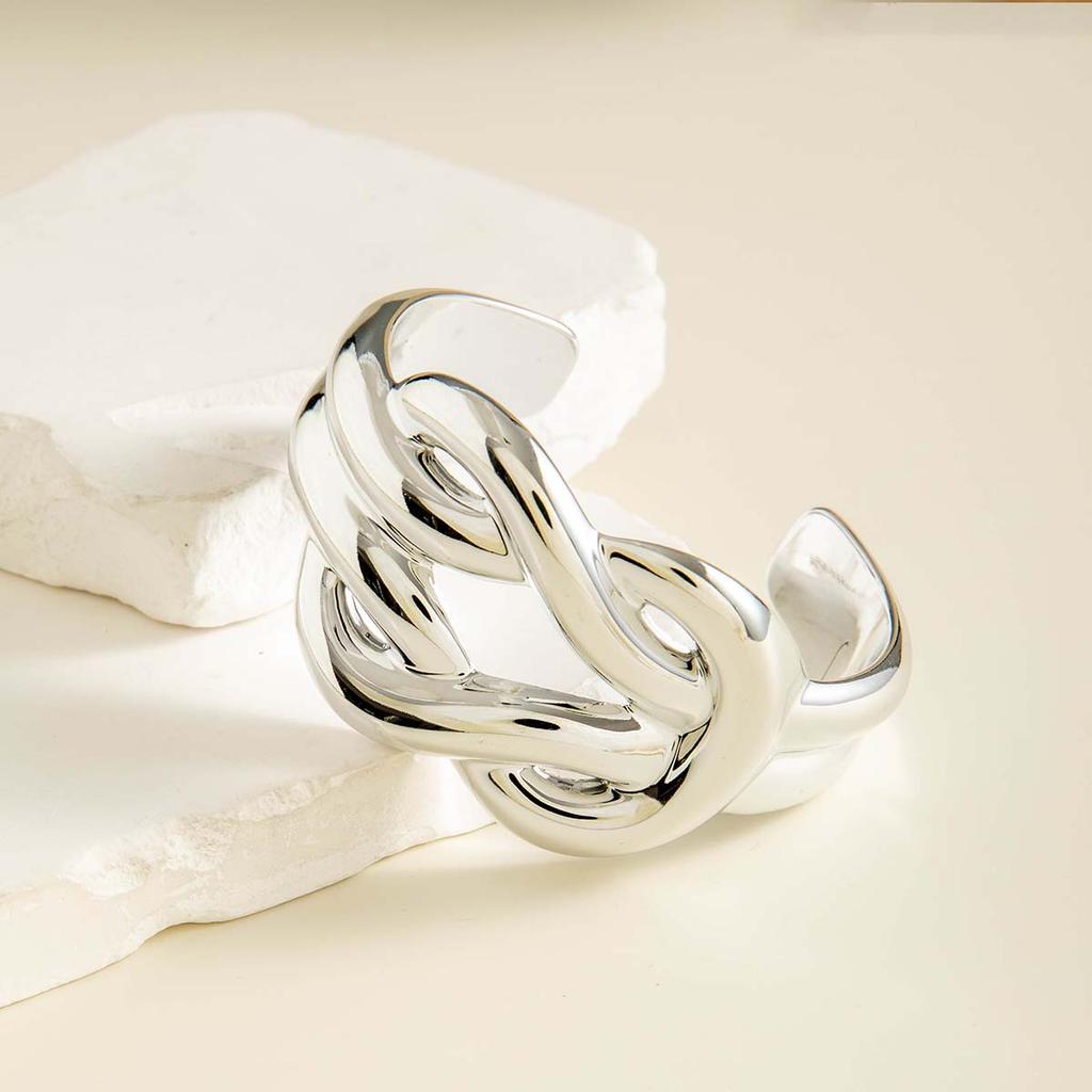 Fashionable Personalized Metallic Texture Geometric Opening Bracelet Women's Jewelry Versatile for Daily Use