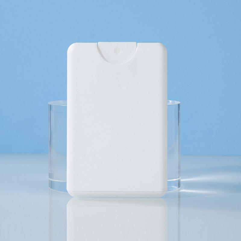 

1 шт. 20 мл флакон парфумів у формі картки, міні-розпилювач, багаторазовий розпилювач парфумів, портативний інструмент для розпилення спирту. 20ml білий