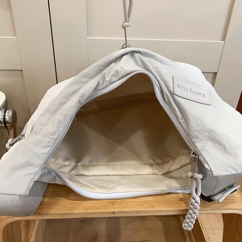 Нейлоновая сумка женская однотонная сумка через плечо большая вместительная сумка через — фото 14