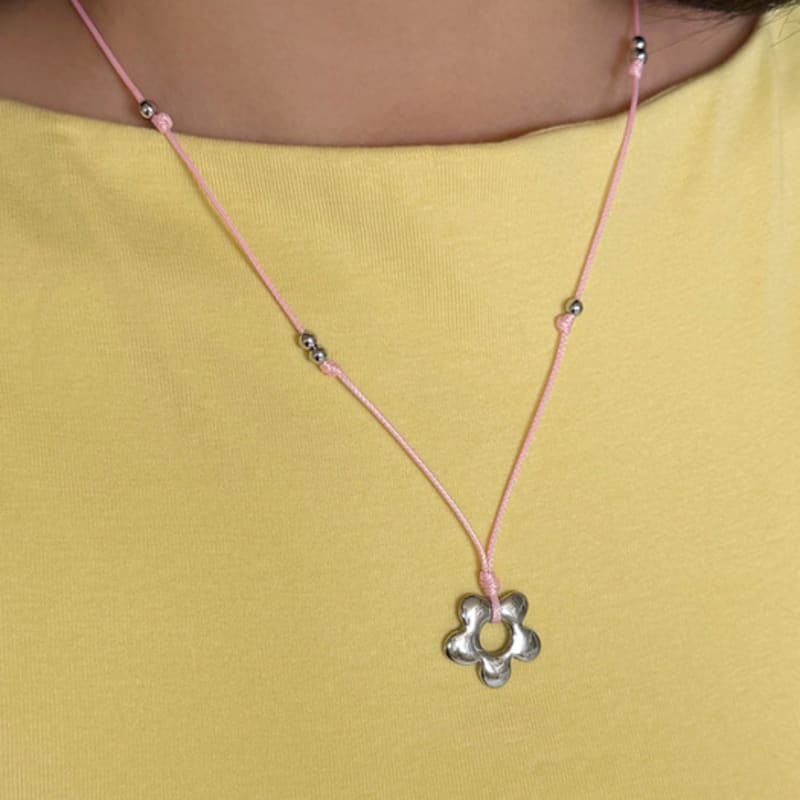 FANTASTIC PLANET Flower String Necklace (7colors)