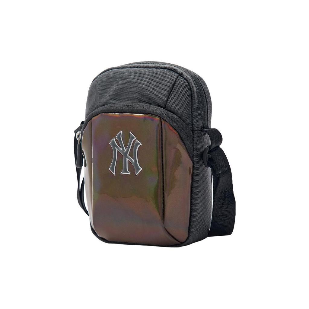 MLB New York Yankees Large Logo Letter Print Adjustable Shoulder Strap Nylon Crossbody Bag Men Bags Black 7LCRB024N-50GRD