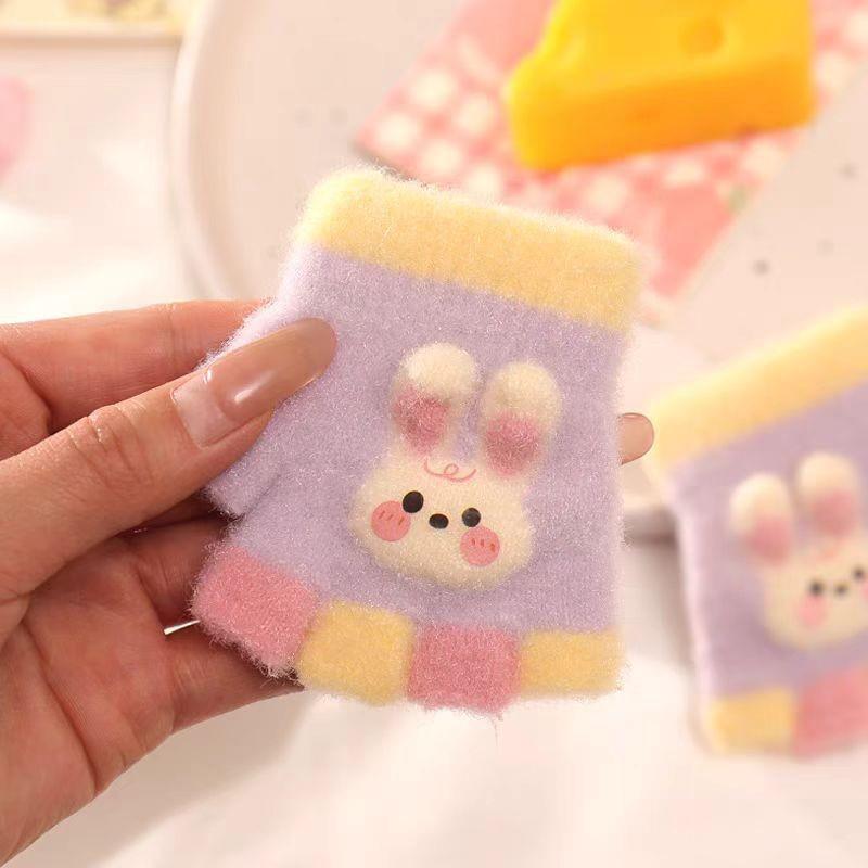 Ye Peng Baby Half-Finger Gloves: Cute Excavator Design for 0-2 Years, Perfect for Autumn and Winter Crawling.