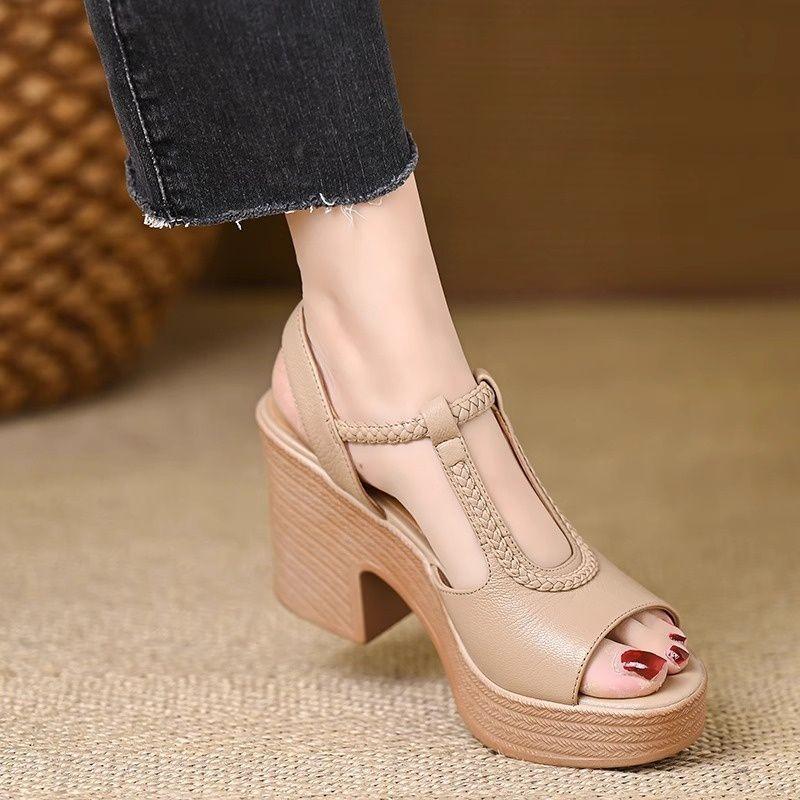

Small height-increasing platform sandals women s high heels are beyond foreign style open-toed waterproof table muffin niche thick-heeled Roman shoes 40 абрикосовый