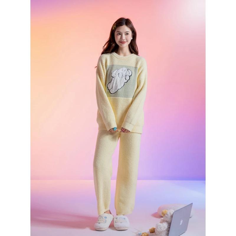 

Пижама из полубархата для женщин на осень и зиму, теплая, кораллового цвета, бархатная, с милым щенком, с круглым вырезом, домашняя одежда One Size