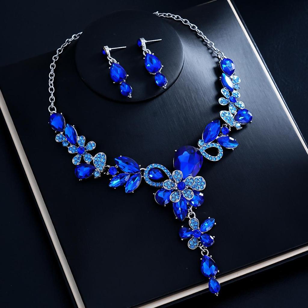 European & American Retro Floral Necklace and Earrings Set with Crystals, Autumn 2025 Collection