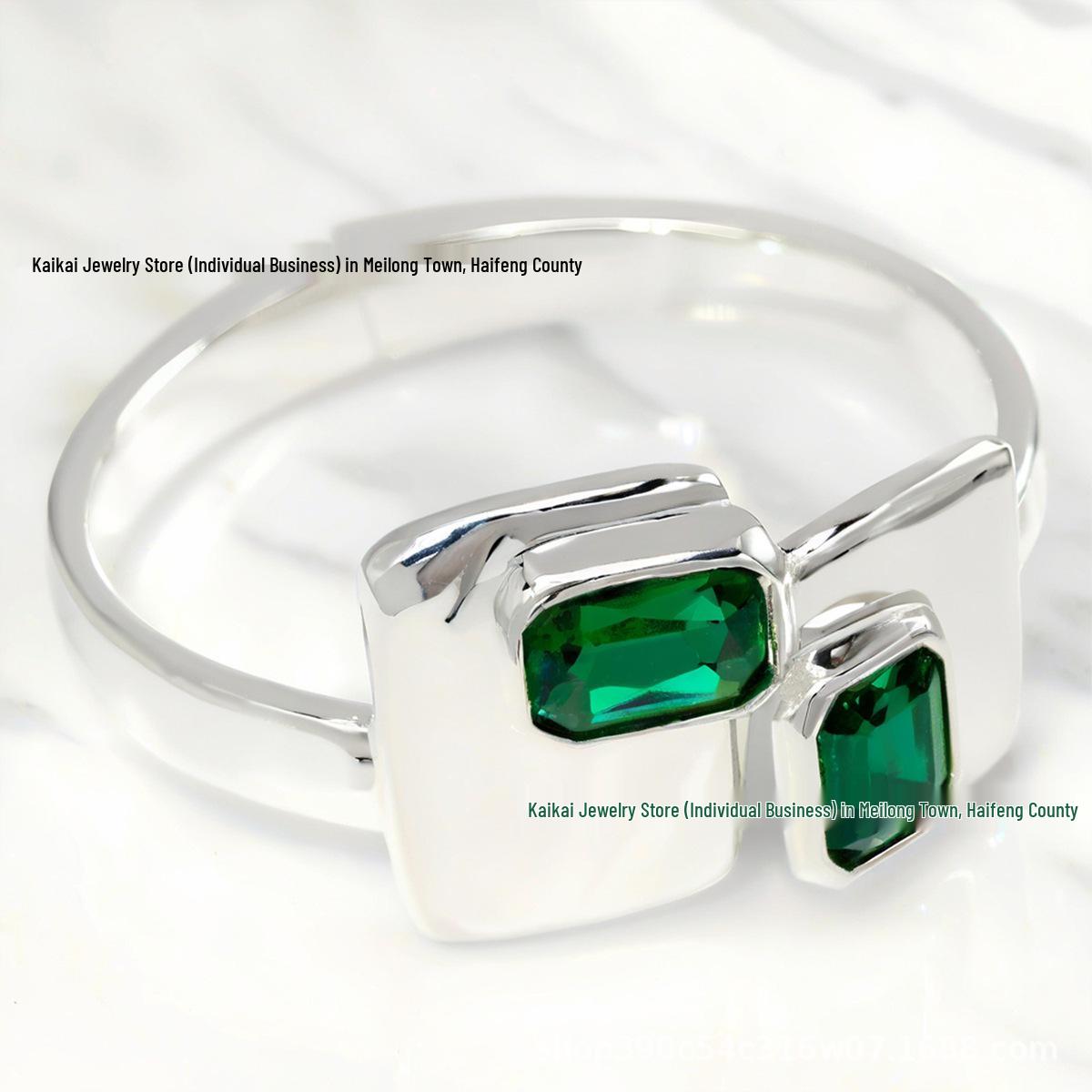 Geometric Emerald Gemstone Bracelet for Women - Creative Design Romantic Jewelry Gift 19cm