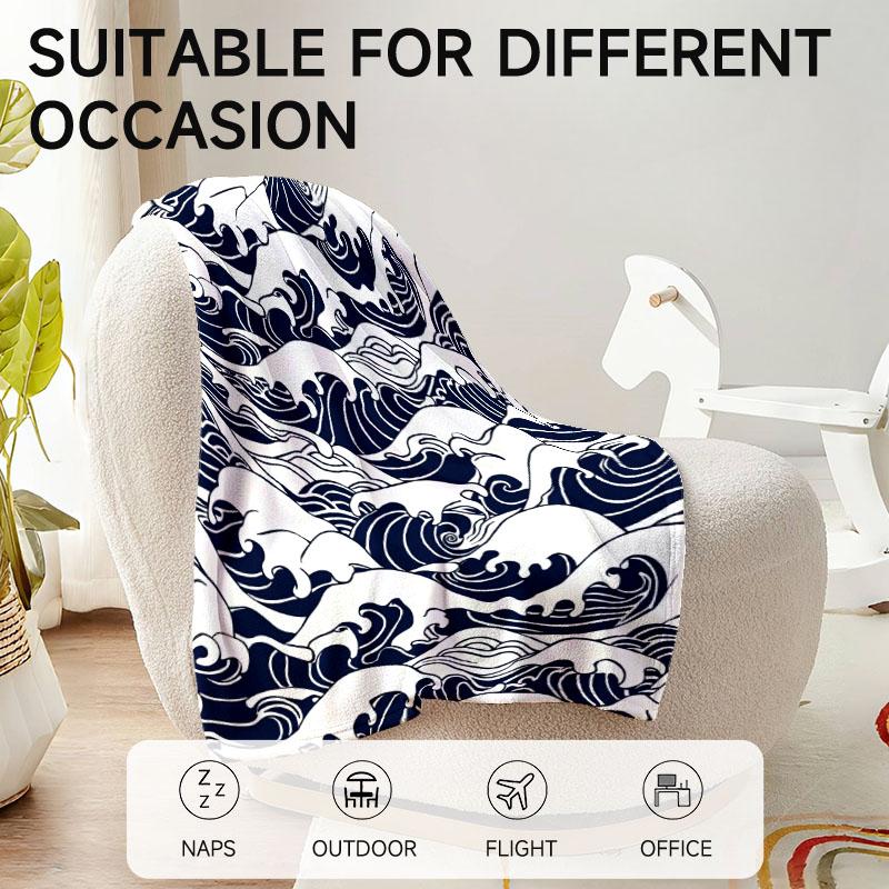 1 Stück blau-weiß gestreifte Flanelldecke mit Wellenmotiv, weich, geeignet für Sofa, Bett, Büro, ganzjährige Nutzung.