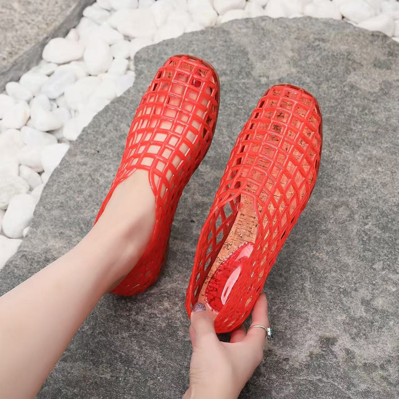 

Luxury Designer Shoes for Women Summer Outerwear Casual Slippers for Women Hollow Breathable Flat Shoes Women Sandalias De Mujer 38