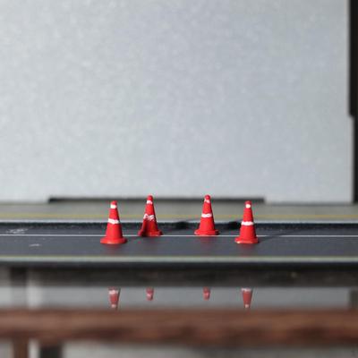 4Pcs 1/64 Scale Miniature Traffic Cones, Mini Sign Kids Toys Party Supplies Tiny Road Signs