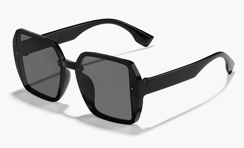 Fashion Designer Square Sunglasses Woman Retro Vintage Gradient Sun Glasses Female Clear Lens Black White