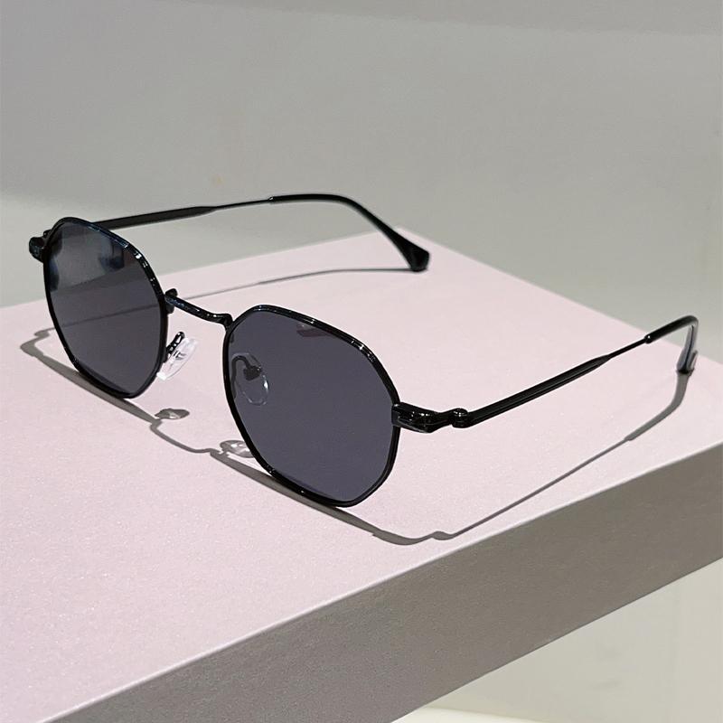 Vintage Sunglasses Men New Fashion Classic Outdoor Decor Shades Women Retro Trendy Brand Design Casual Sun Glasses